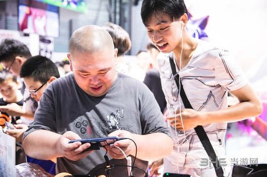 《最强NBA》亮相ChinaJoy[成展区最热风景线]