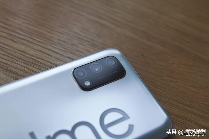 realme q2屏幕怎么样