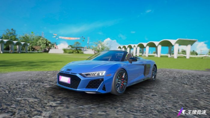 时代传奇超跑 开进《王牌竞速》 沉浸式提车“奥迪R8 Spyder V10”！